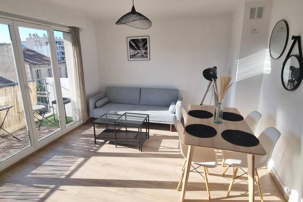 Photo of Livingroom in Les Chartreux