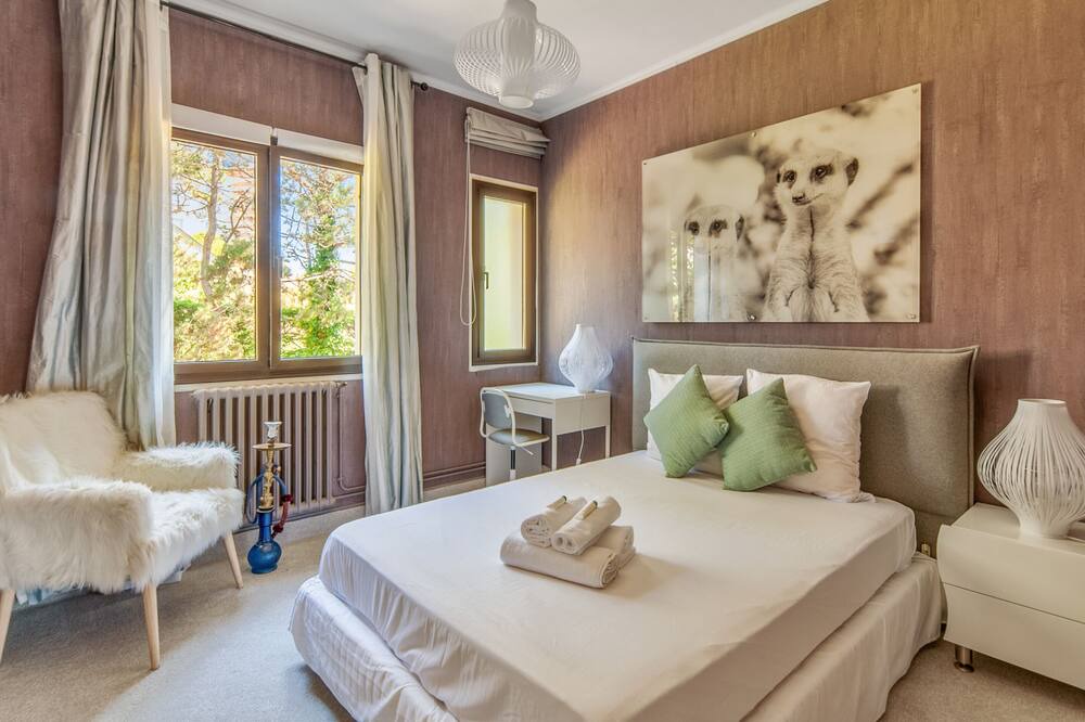Photo of Bedroom in Varaville