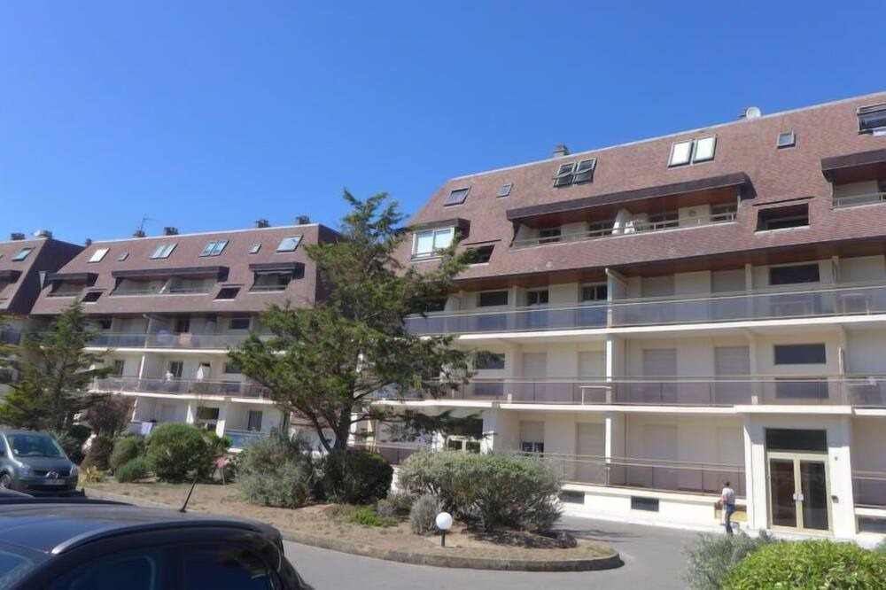 Photo of Outdoor in Varaville