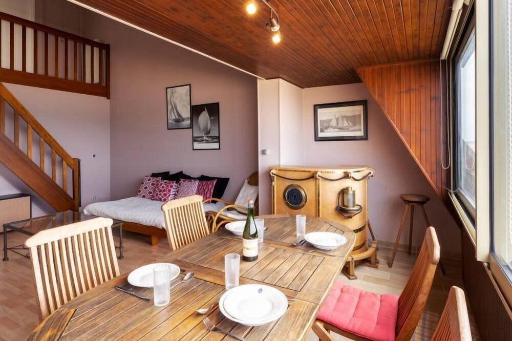 Photo of Kitchen in Varaville