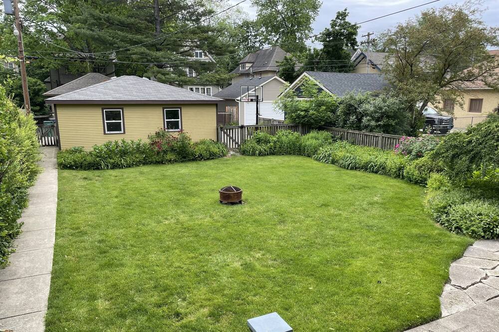 Photo of Outdoor in Oak Park