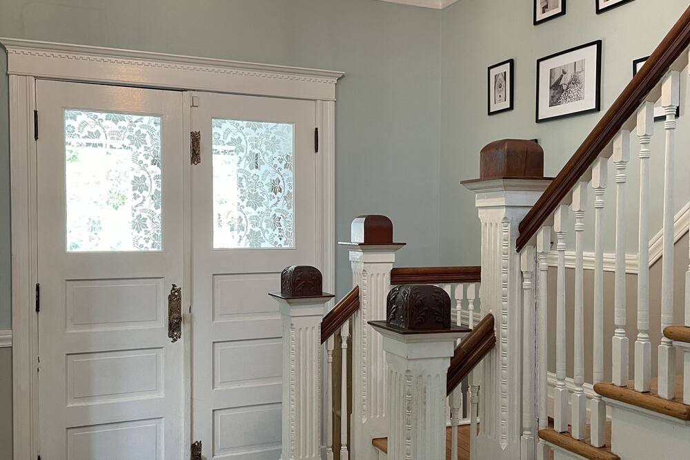 Photo of Bedroom in Oak Park