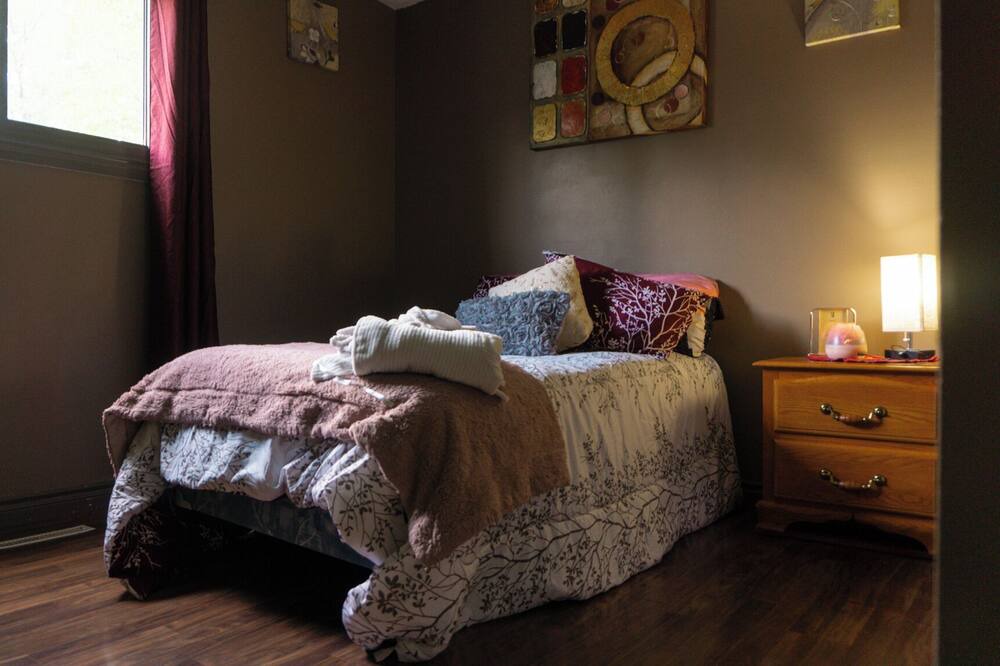 Photo of Bedroom in Thunder Bay