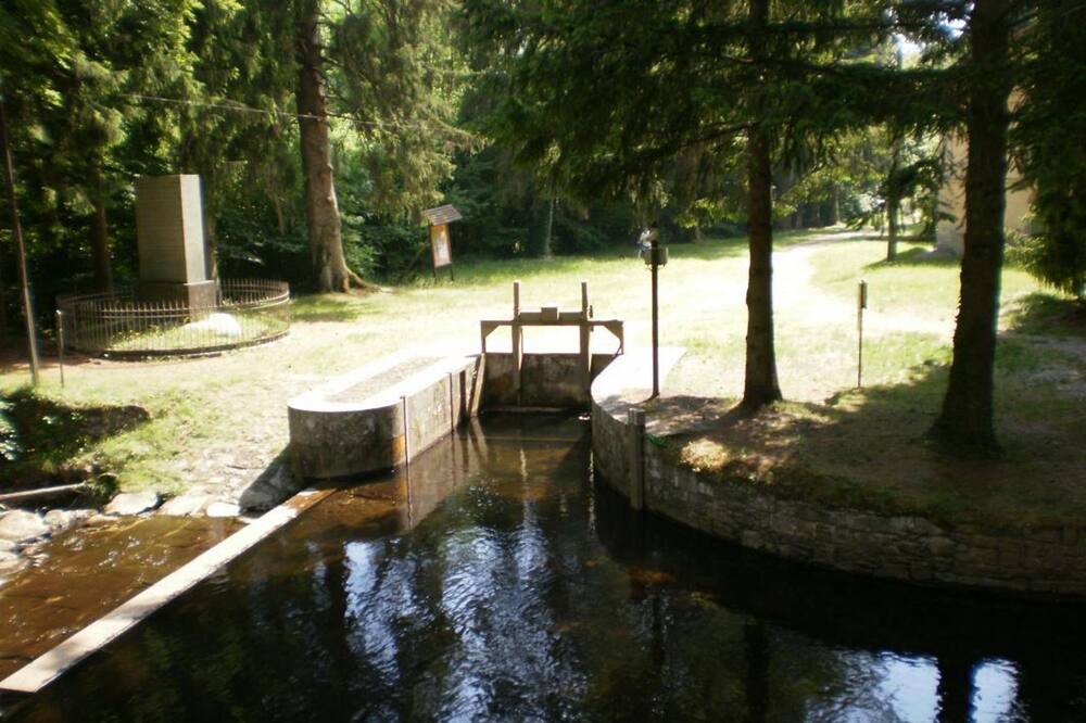 Photo of Outdoor in Lacombe