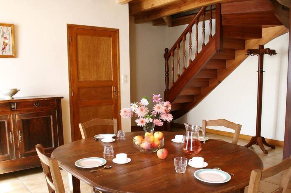 Photo of Kitchen in Lacombe