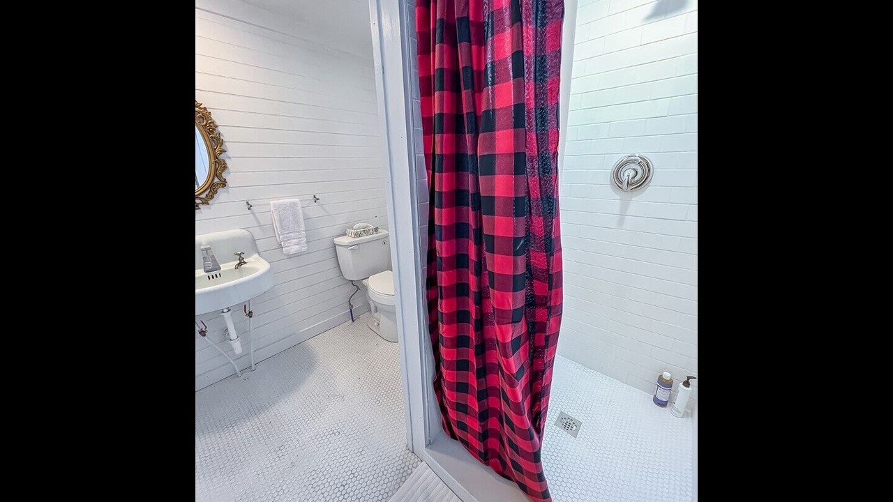 Photo of Bathroom in Inlet