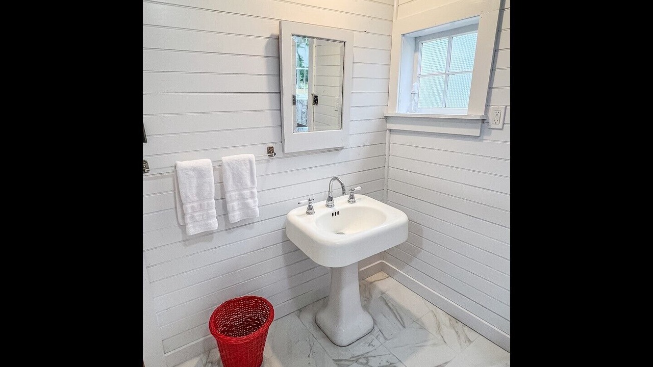 Photo of Bathroom in Inlet