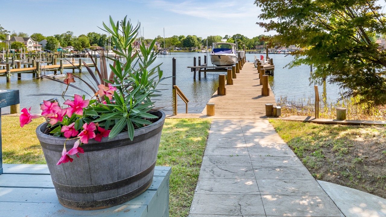 Photo of Outdoor in Edgewater
