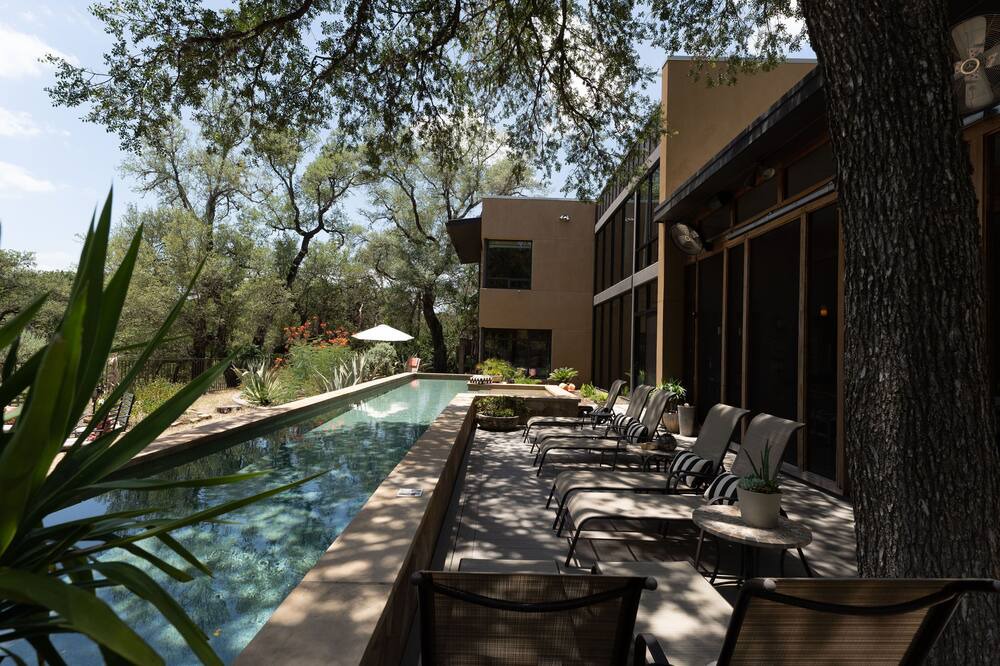 Photo of Others in Flournoy Acres