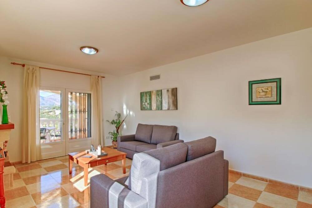 Photo of Livingroom in La Empedrola