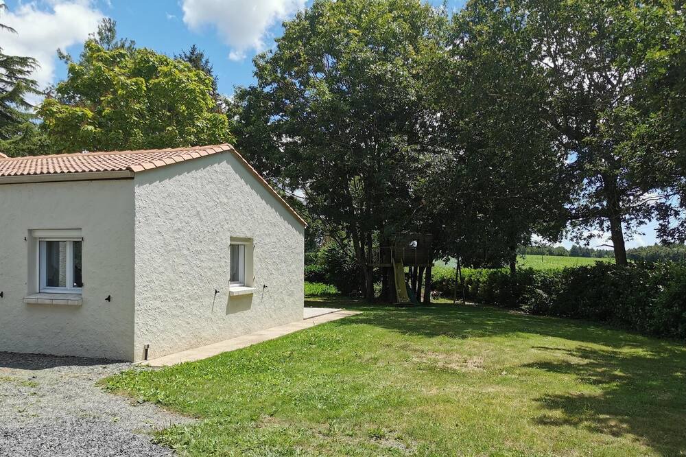 Photo of Others in Saint-Julien-des-Landes
