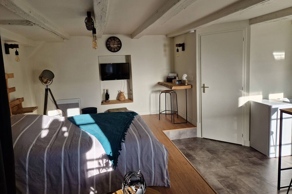 Photo of Bedroom in Chauvigny