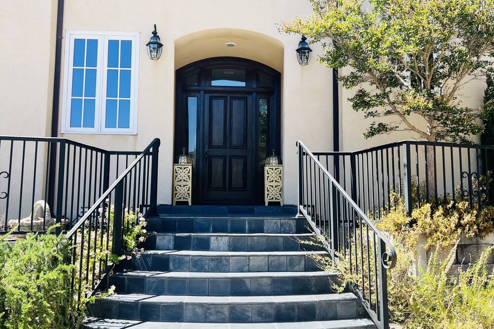 Photo of Outdoor in Saratoga