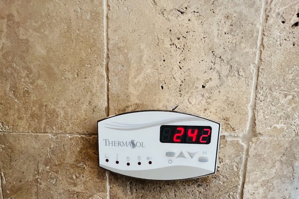 Photo of Bathroom in Saratoga