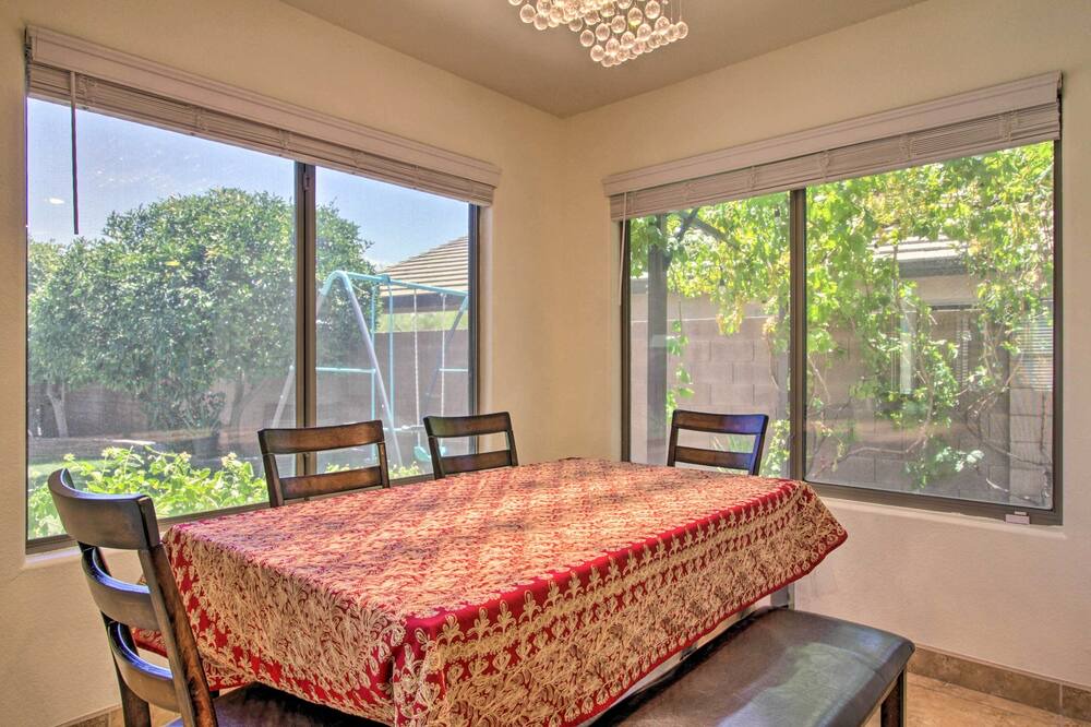 Photo of Livingroom in Fireside at Norterra