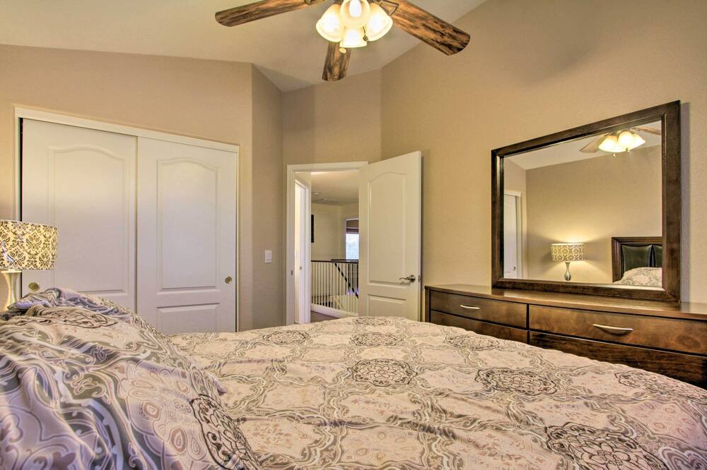 Photo of Bedroom in Fireside at Norterra