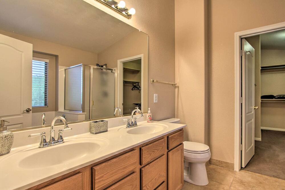 Photo of Bathroom in Fireside at Norterra