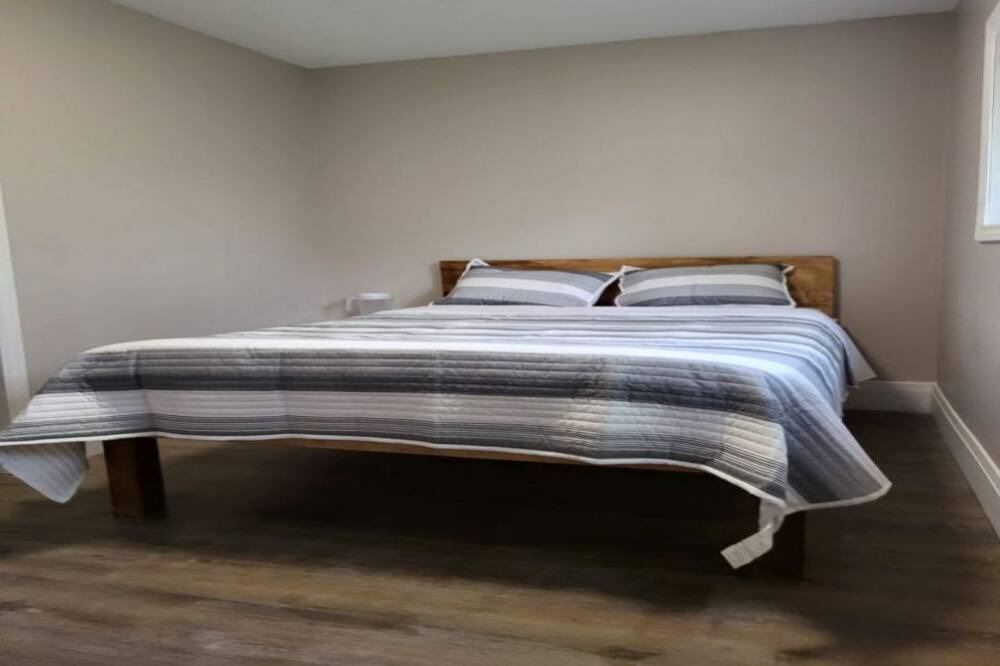 Photo of Bedroom in Washago