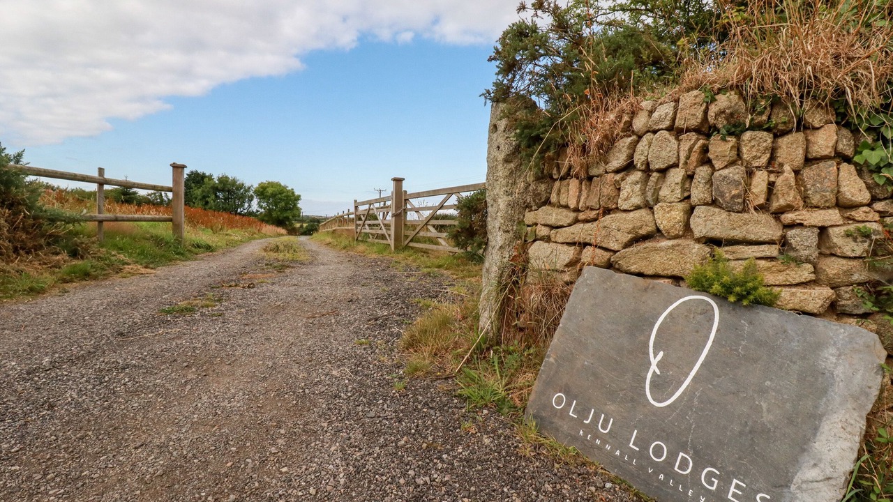 Photo of Outdoor in Mabe