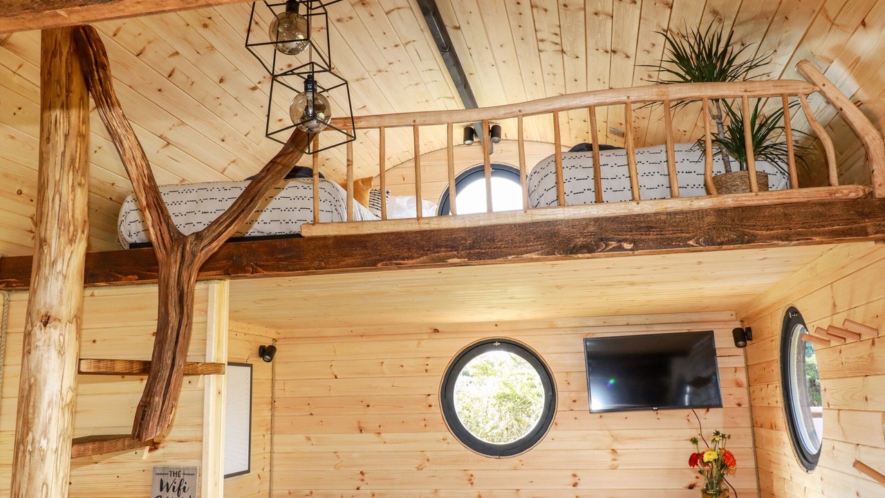 Photo of Others in Mabe