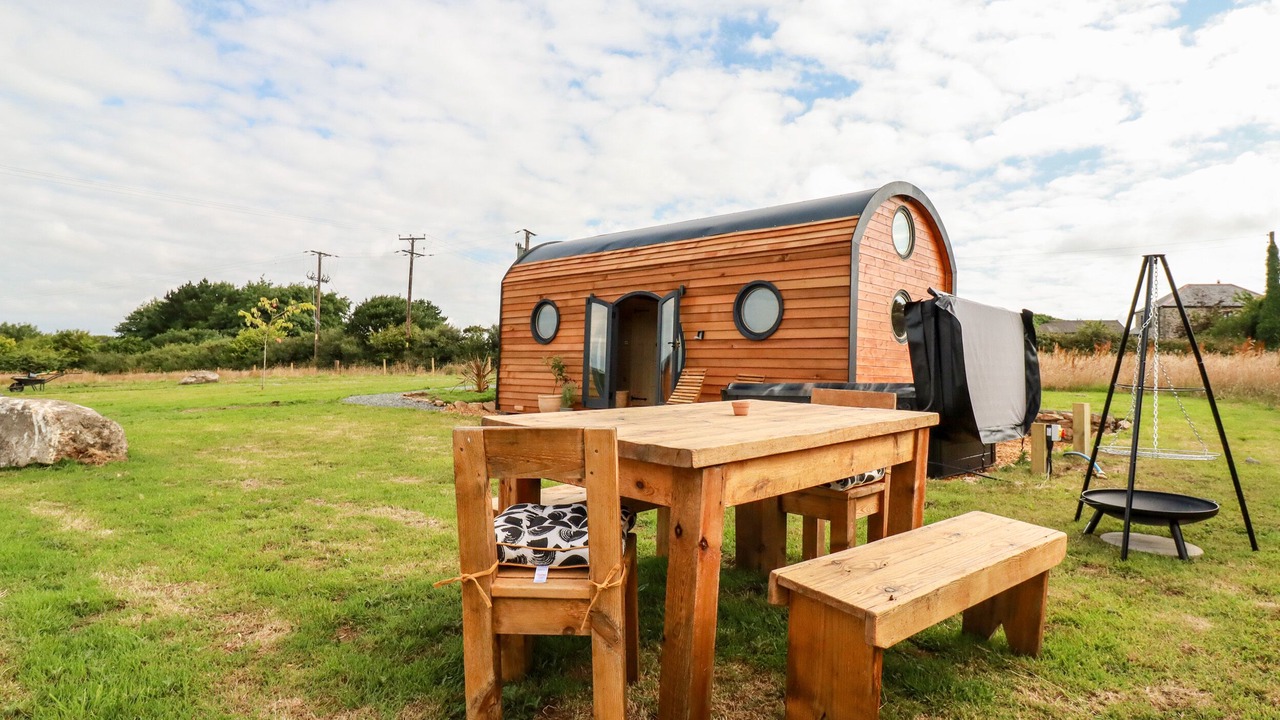 Photo of Outdoor in Mabe