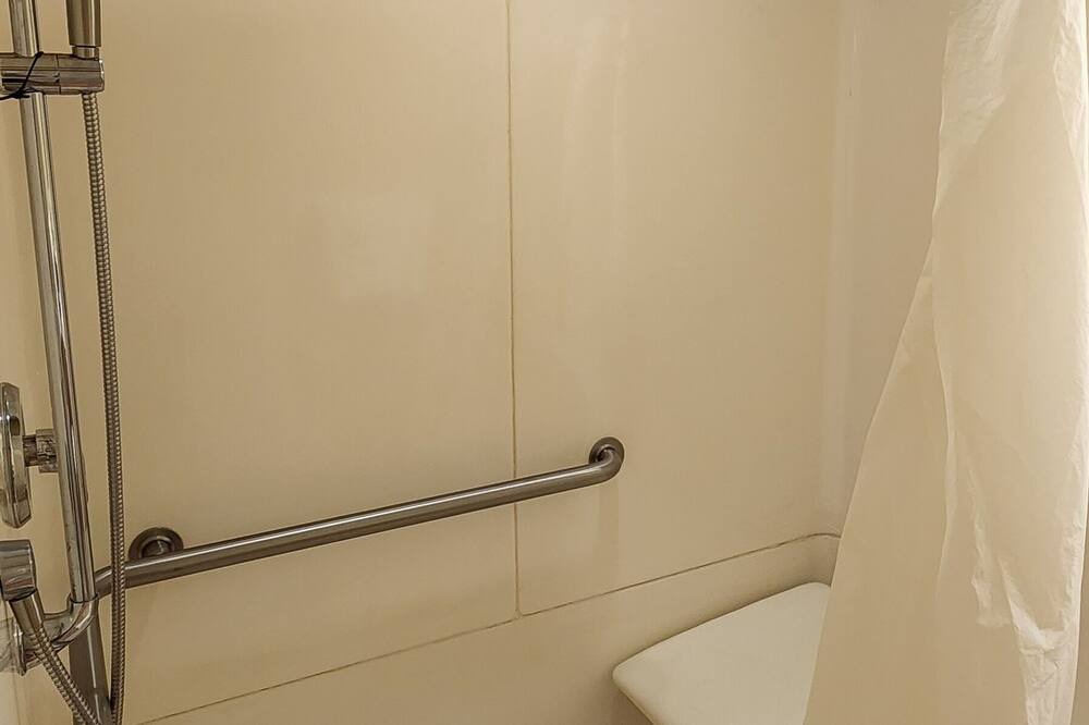 Photo of Bedroom in Rosebank