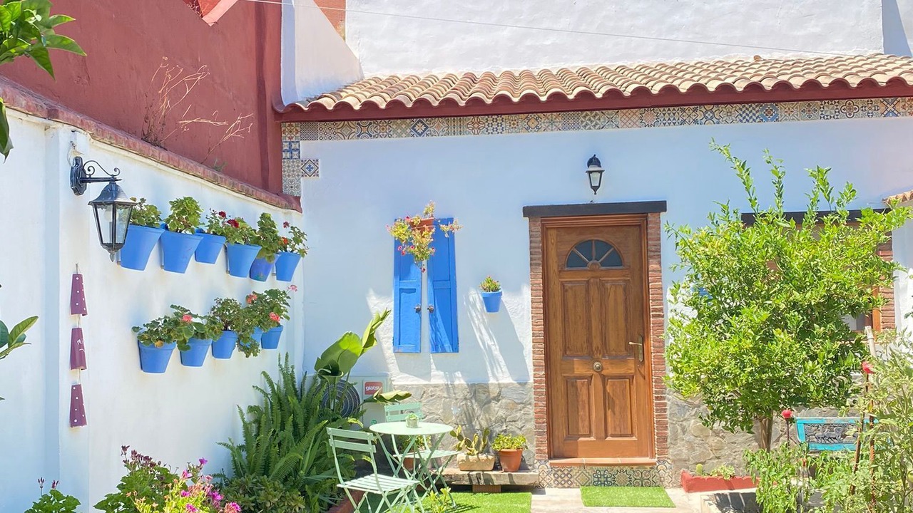 Photo of Outdoor in La Malva-rosa