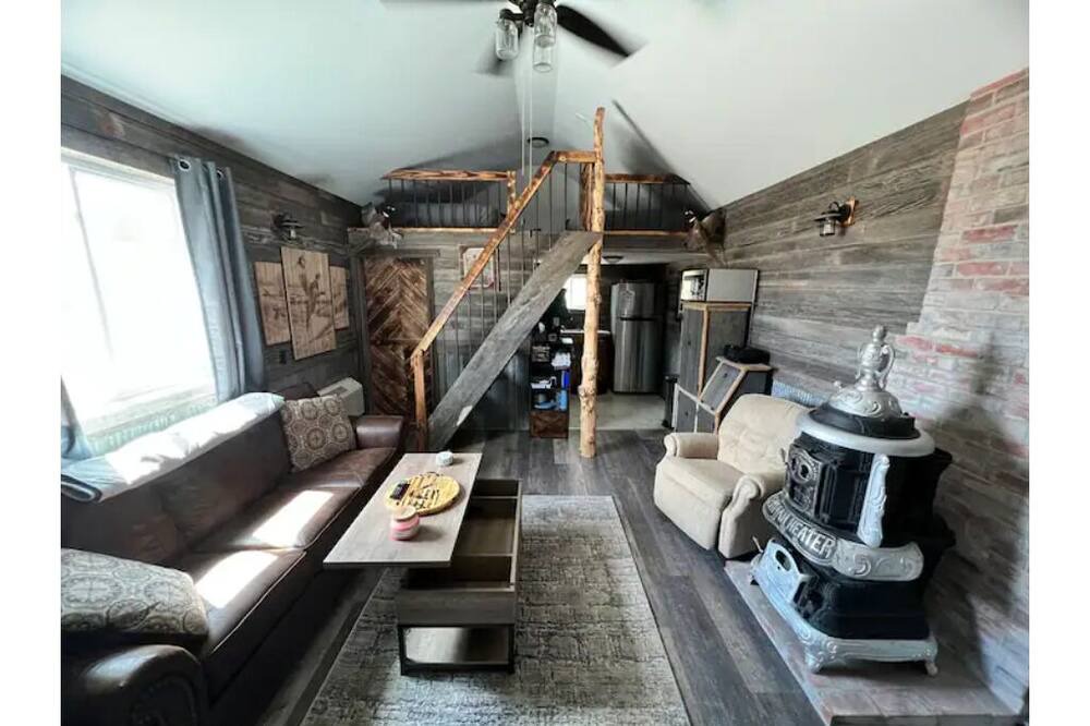 Photo of Livingroom in Edson