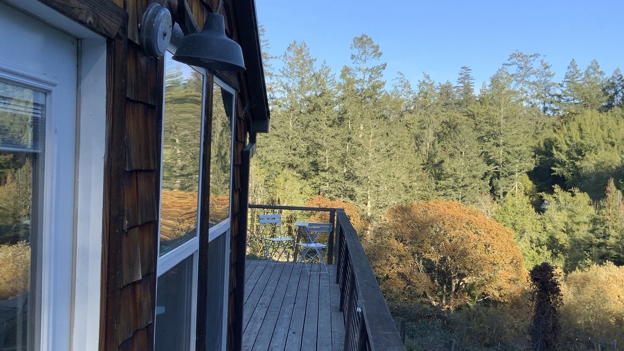 Photo of Buildings in Freestone