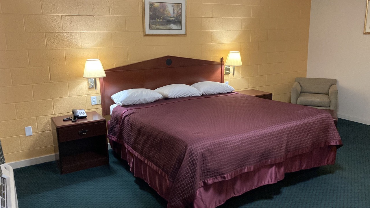 Photo of Bedroom in Childress