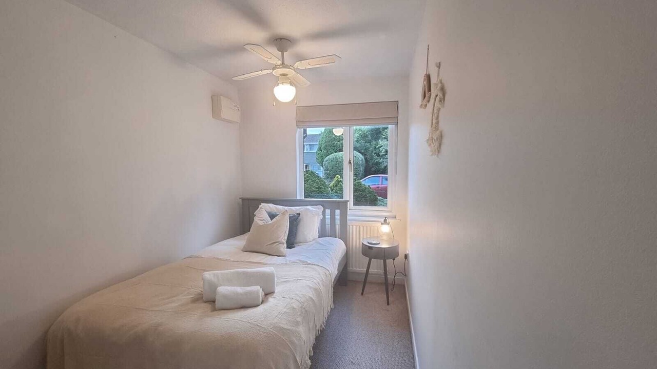 Photo of Outdoor in Salfords