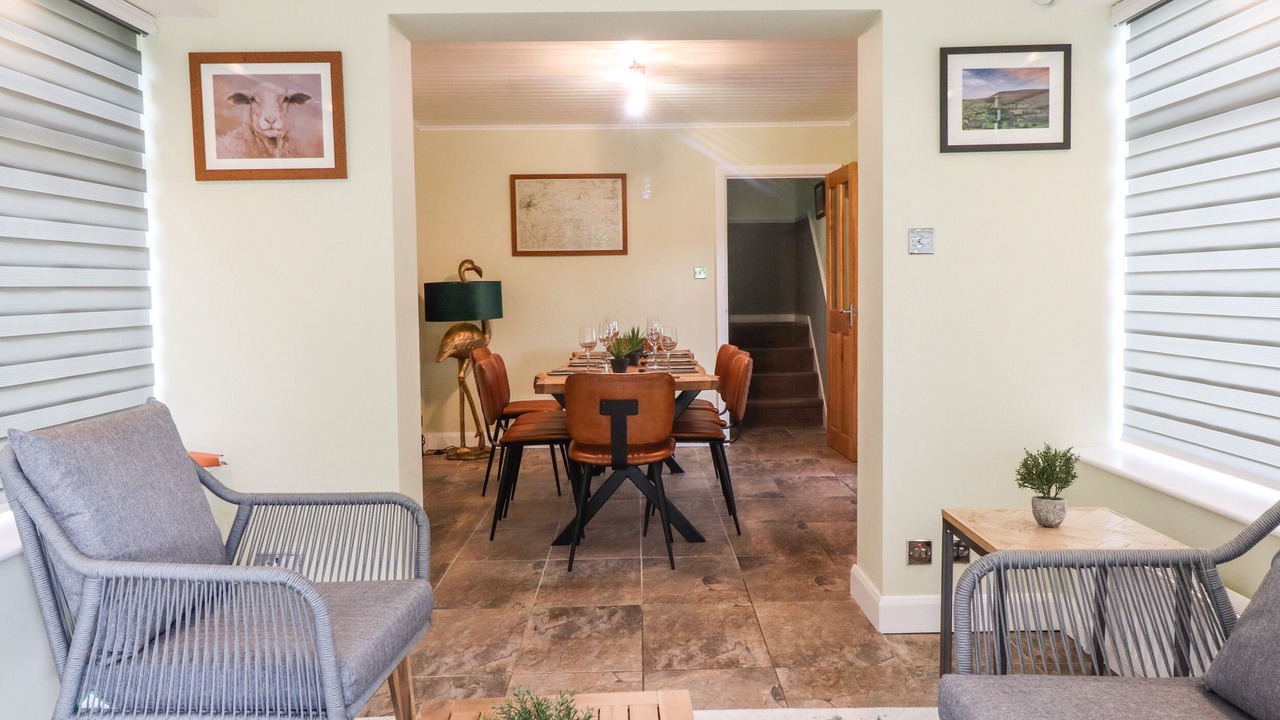 Photo of Livingroom in Fourstones Near Bentham