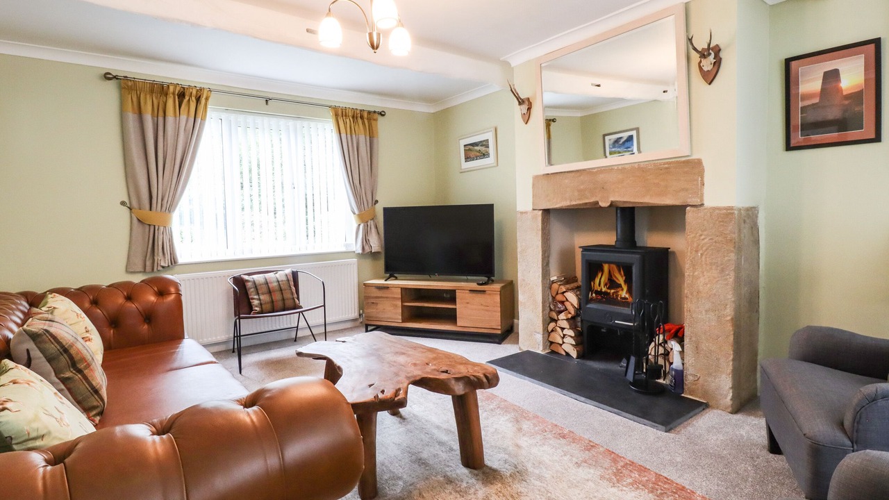 Photo of Livingroom in Fourstones Near Bentham