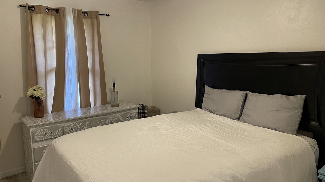 Photo of Bedroom in Mount Zion