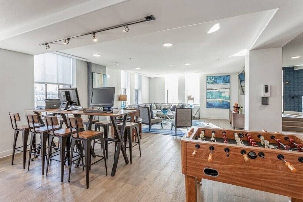 Photo of Livingroom in Inner Harbor