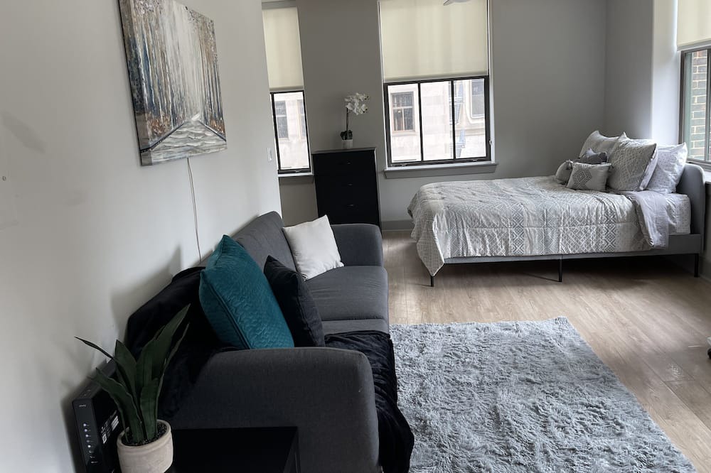 Photo of Bedroom in Inner Harbor