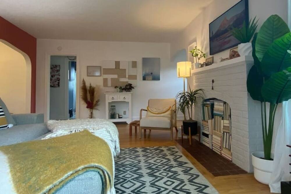 Photo of Bedroom in Camas