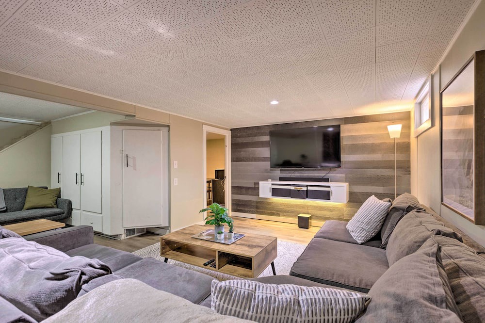 Photo of Livingroom in Roxhill