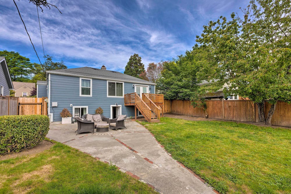 Photo of Others in Roxhill