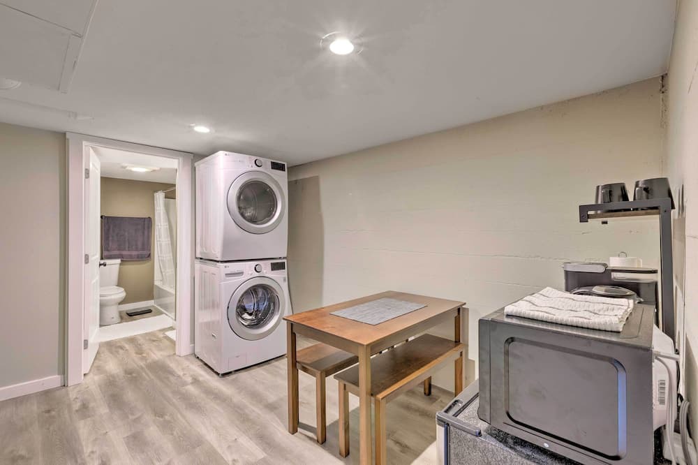 Photo of Others in Roxhill