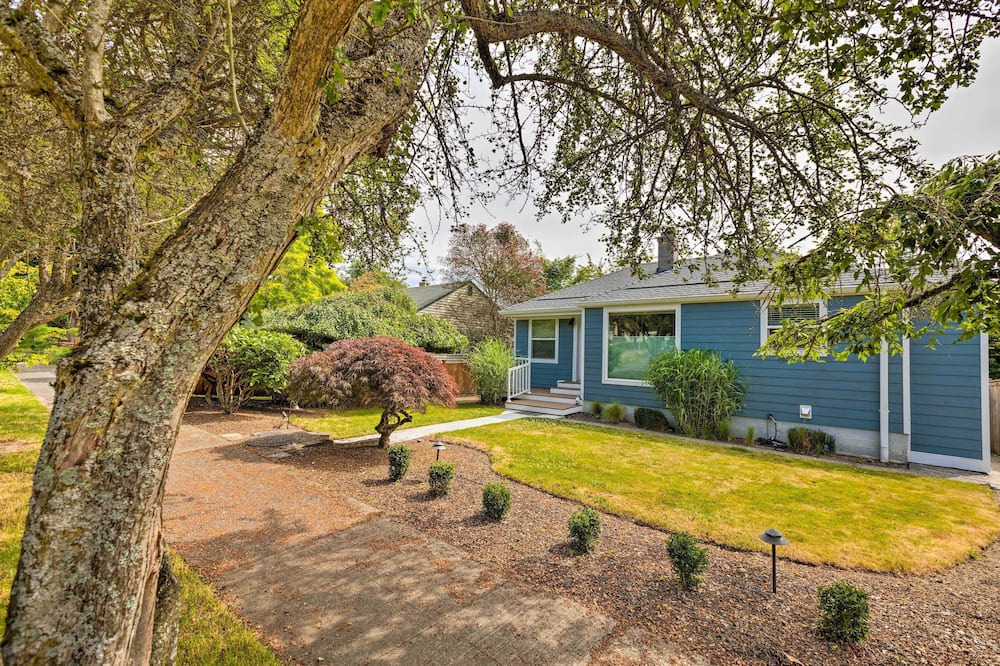 Photo of Outdoor in Roxhill