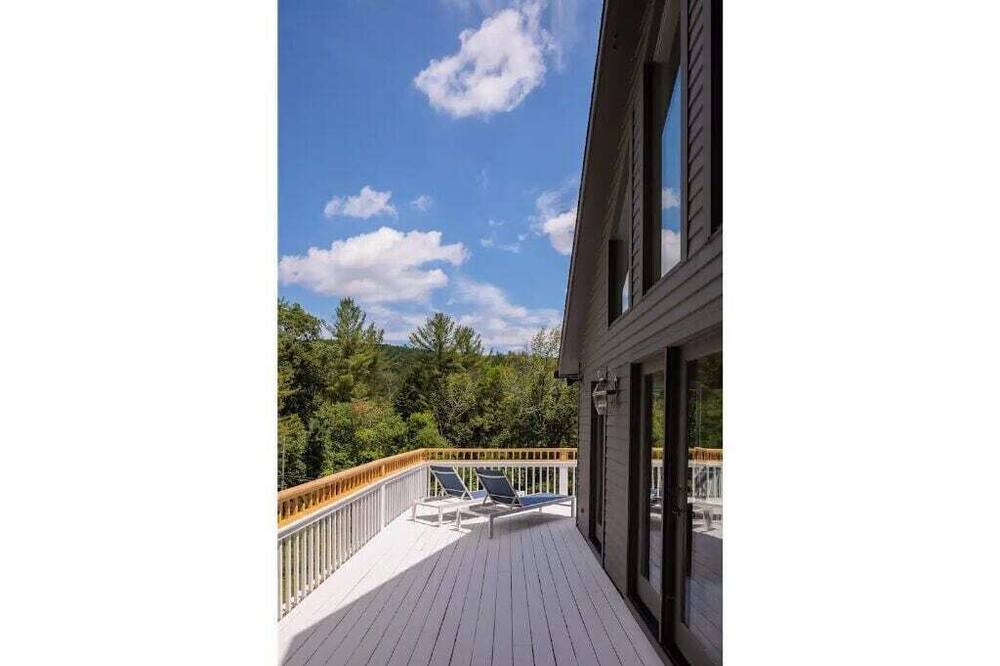 Photo of Others in Hillsdale