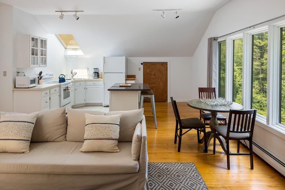 Photo of Others in Hillsdale