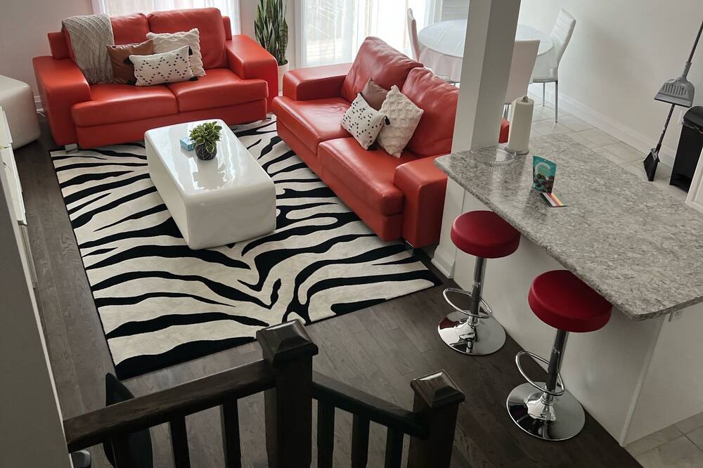 Photo of Livingroom in Hamilton