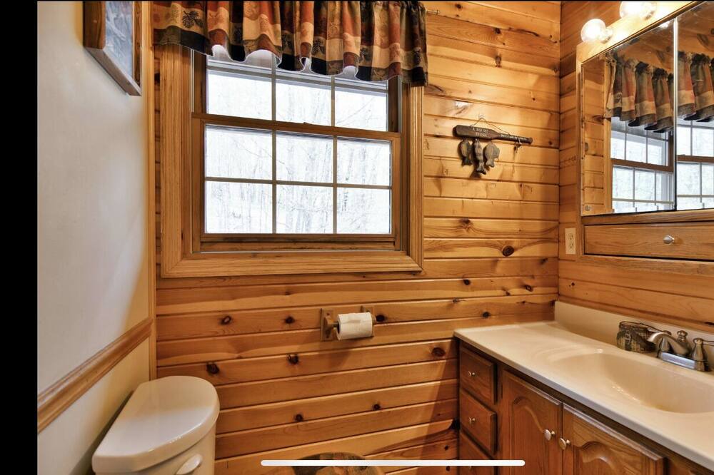 Photo of Bathroom in Spooner