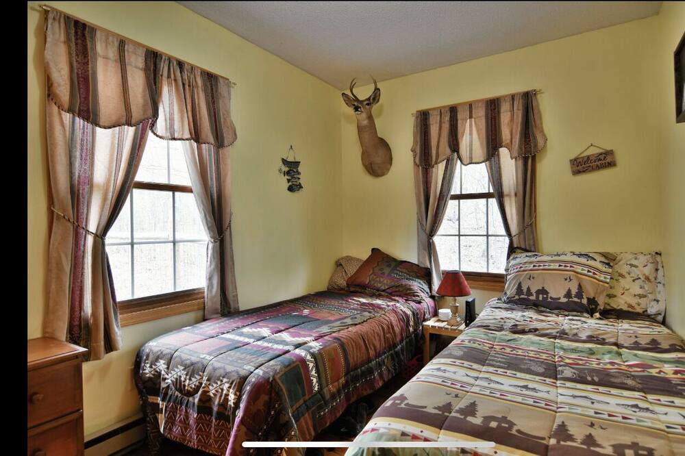 Photo of Bedroom in Spooner