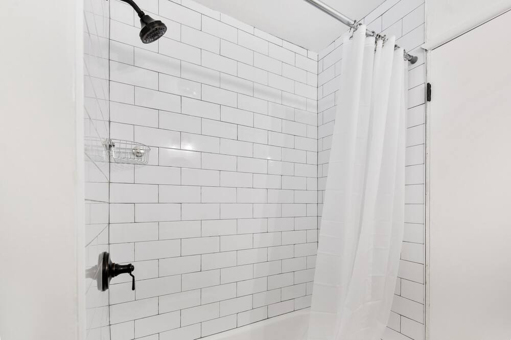 Photo of Bathroom in Corona