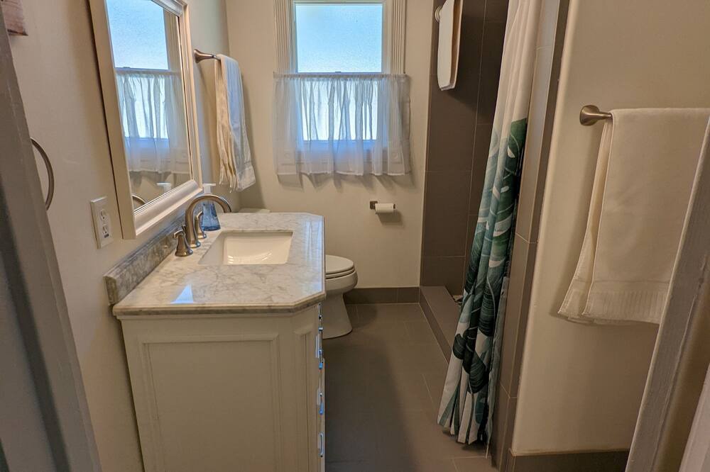 Photo of Bathroom in North Auburn