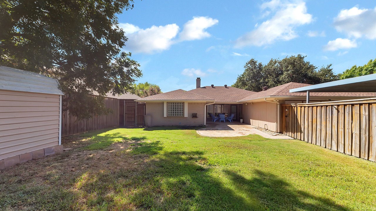 Photo of Outdoor in Northeast Carrollton