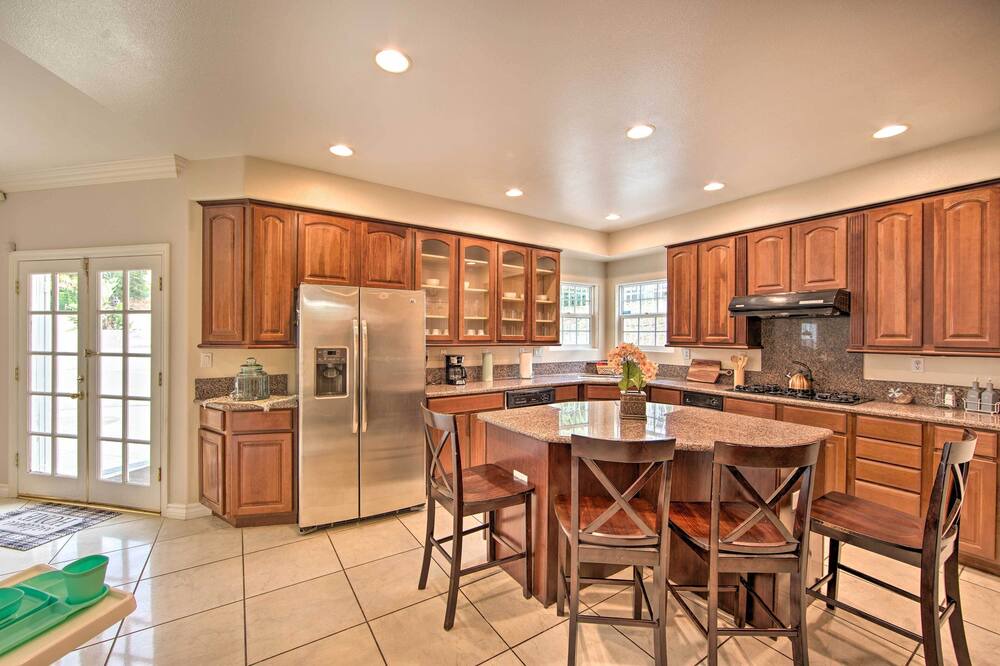 Photo of Kitchen in Covina
